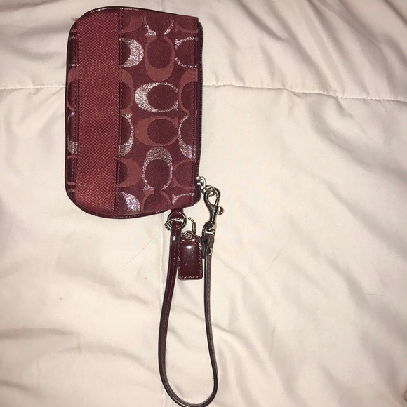 Coach wrist list - Picture 2 of 3